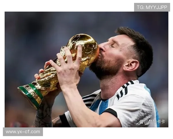 梅西与齐达内神似进球对比:技艺传承与灵感碰撞的完美瞬间 梅西与齐达内神似进球对比:技艺传承与灵感碰撞的完美瞬间